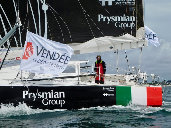 Giancarlo Pedote a bordo di Prysmian Group per la seconda regata degli Imoca Globes Series, la Vendée Arctique 2022. 